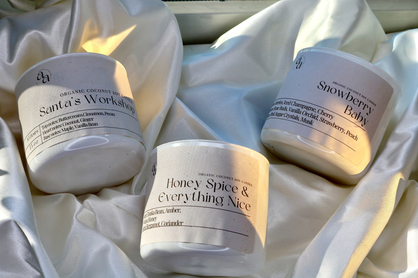 Hand Poured Coconut Soy Wooden Wick Candles- Snowberry Baby